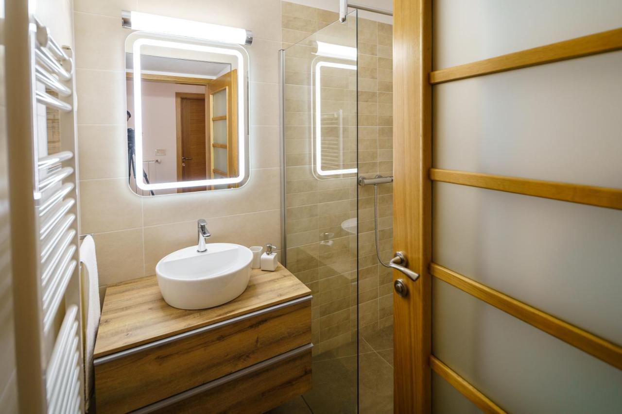 Guest House Zerjal Podnanos Экстерьер фото
